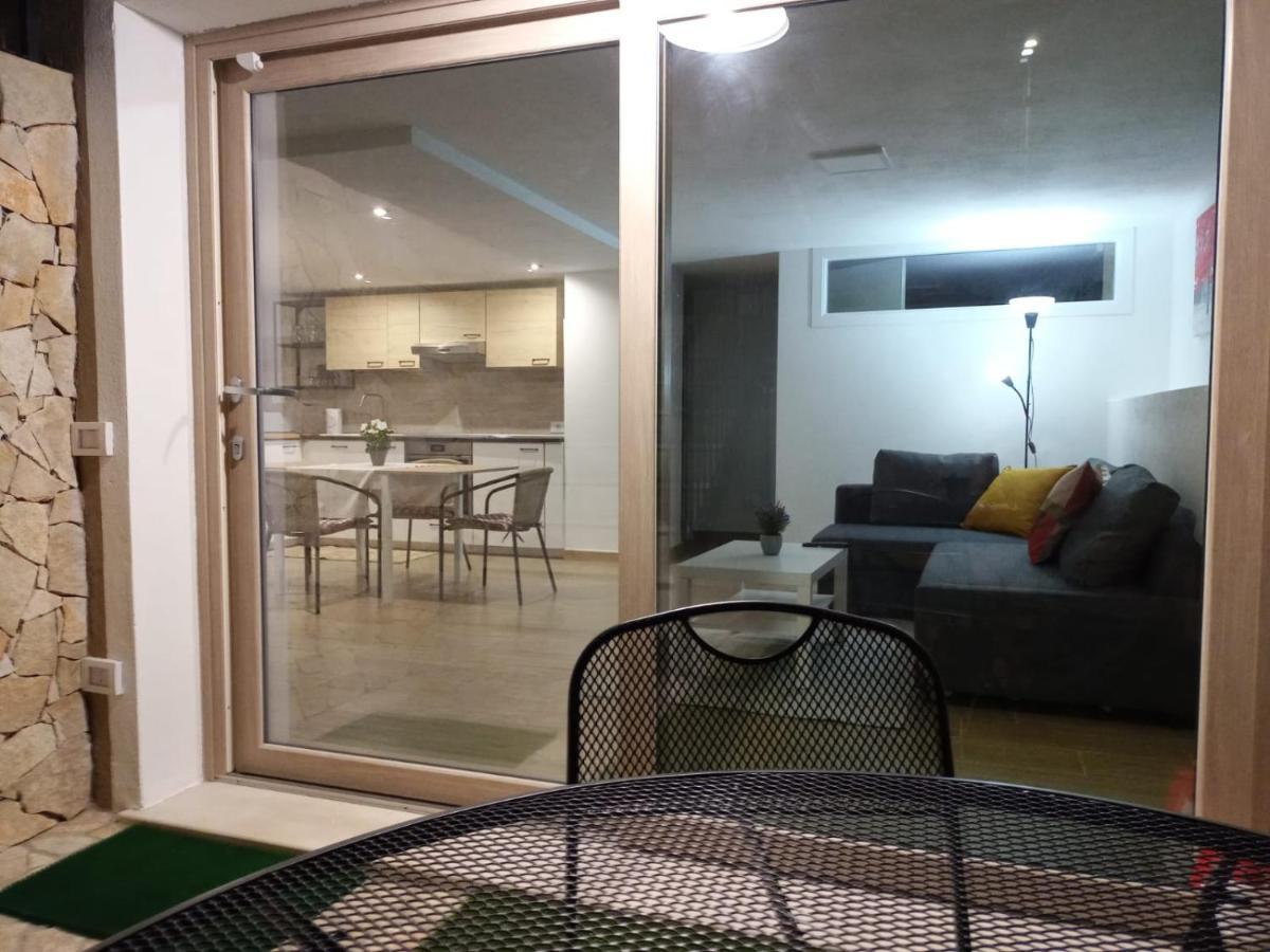 Vacanze Nella Casetta Pula Exterior foto